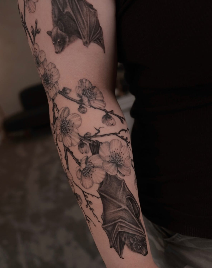 Fine Line and Floral & Mandala tattoo by Kim