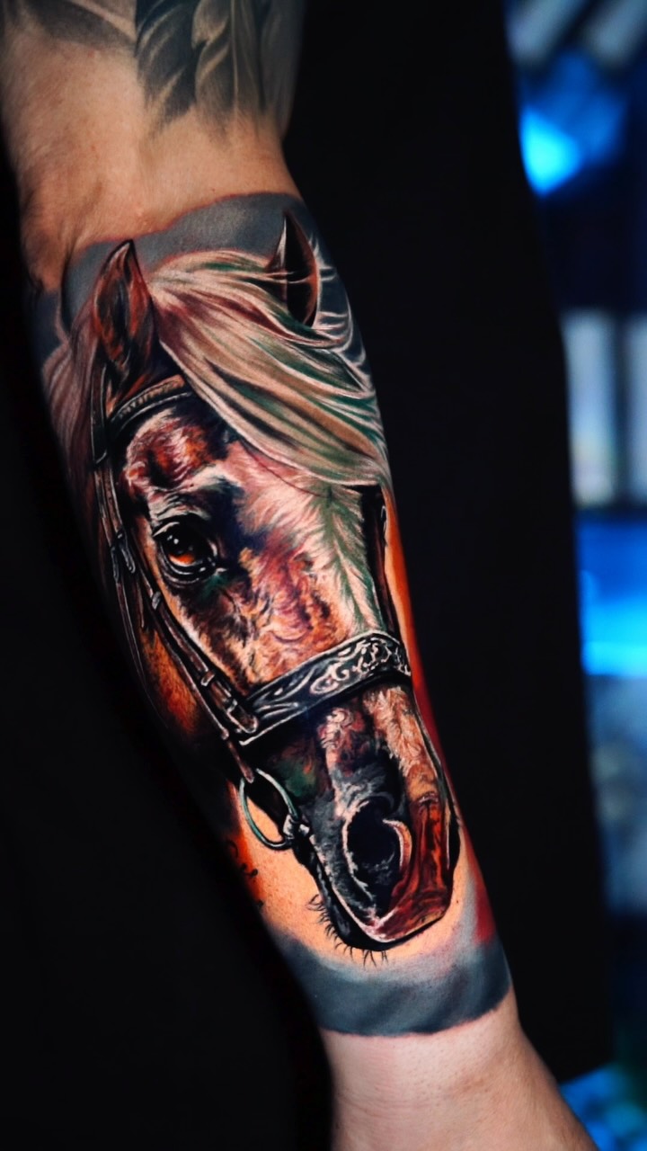 Color realism horse tattoo by Tiko